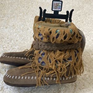 Muk Luks slipper boots NWT